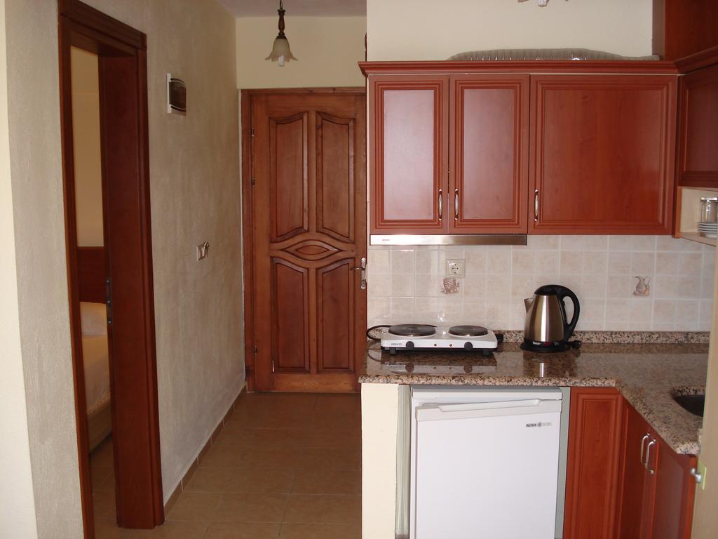 Murat Apart Hotel İçmeler Habitación foto